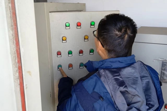 1702972685175053.jpg 消防维保现场121116.jpg